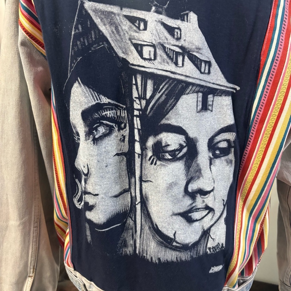 ❤️Top Shop Hand Painted Distressed Jean Jacket-Sz 6 - Picture 5 of 8